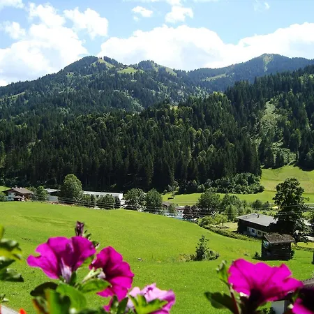 Haus Sonnenrose 아파트